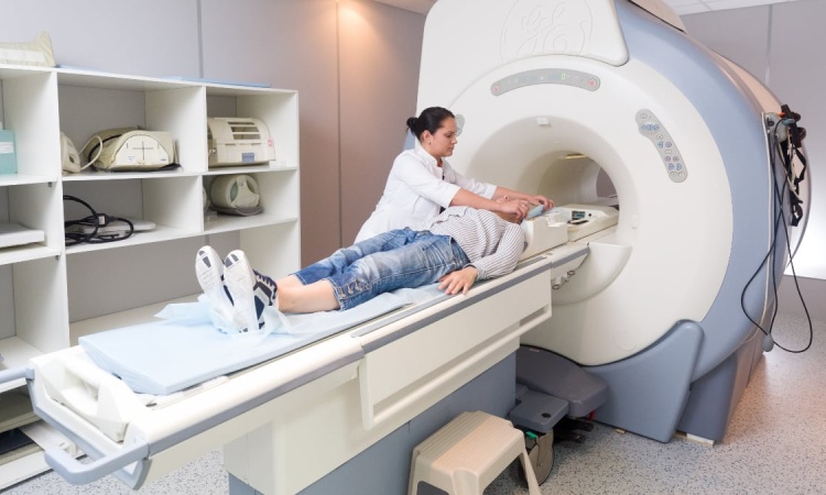 Проведение МРТ позвоночника в Люблино