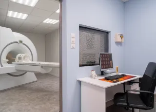 МРТ на Каширском шоссе томограф и рабочее место