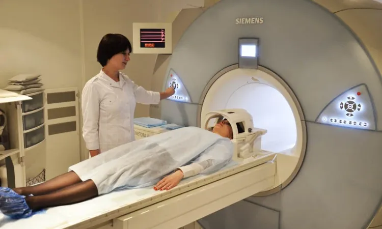 Показывает ли МРТ ишемию головного мозга?