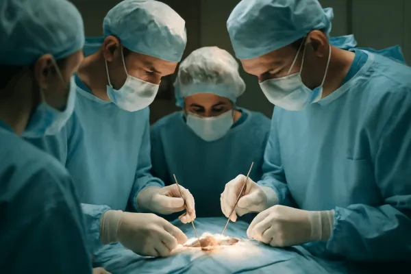 Хирургическое вмешательство